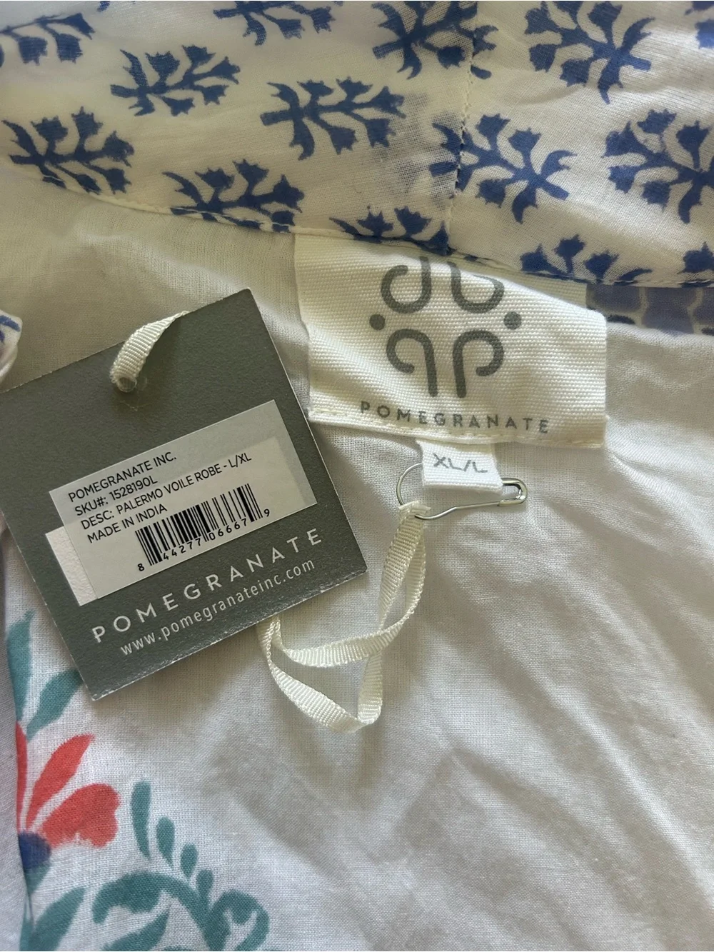 NWT Pomegranate White 100% Cotton Robe with Blue & Teal Floral Print